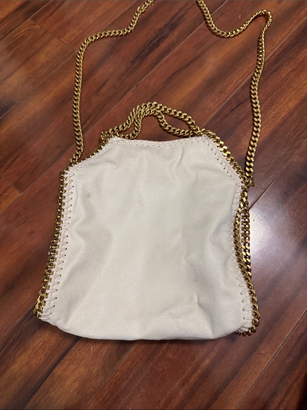 Source Unknown Cream Shoulder Bag with Gold Chain Trim
